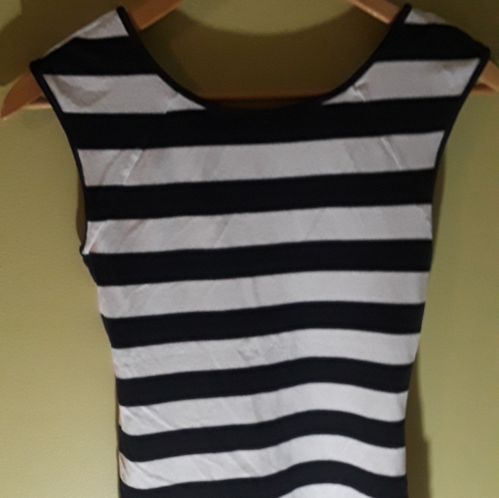 Express tank top blouse scoop neck